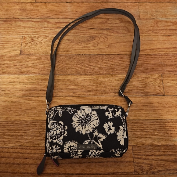 VERA BRADLEY Crossbody & Wallet - Picture 2 of 16